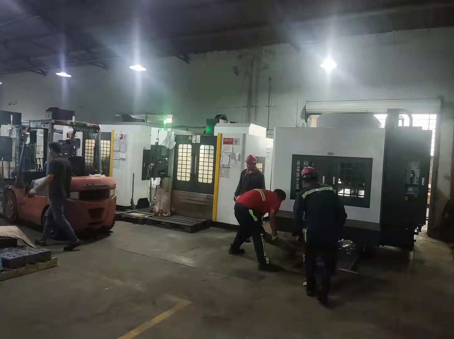 蘇州工廠(chǎng)搬遷，整體搬家，新廠(chǎng)流水線(xiàn)就位