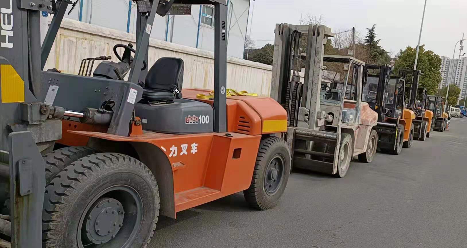 蘇州10噸叉車，7噸叉車長(zhǎng)短期臨時(shí)出租