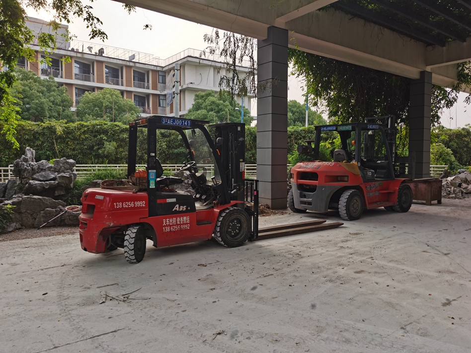 蘇州觀(guān)前街叉車(chē)出租